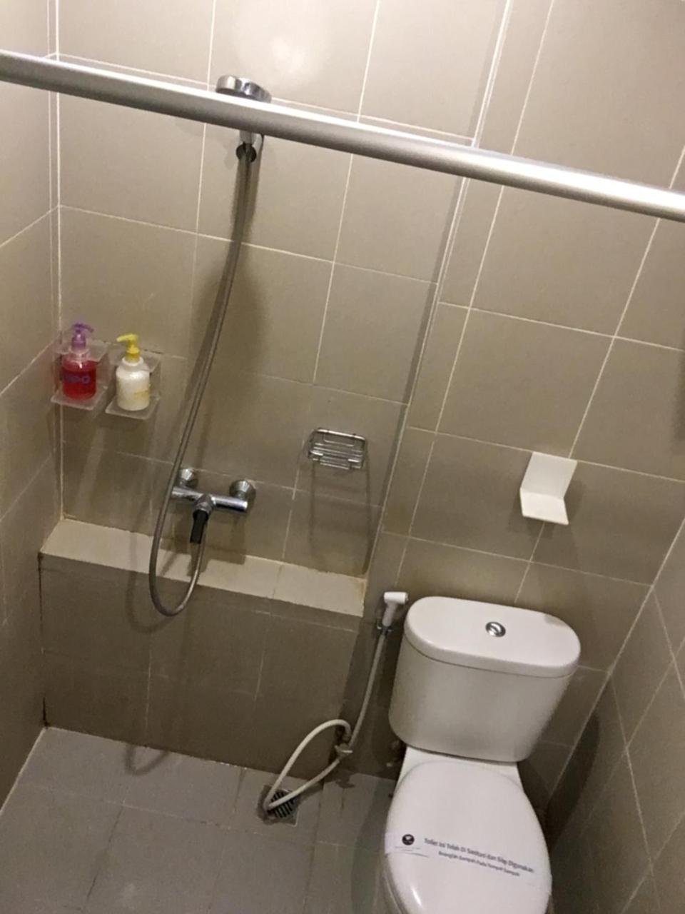 Hotel Wisata Niaga Purwokerto Buitenkant foto