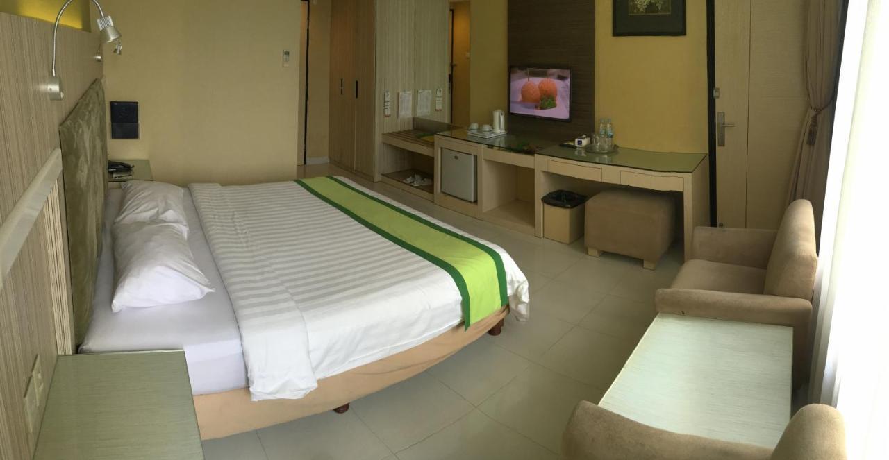 Hotel Wisata Niaga Purwokerto Buitenkant foto